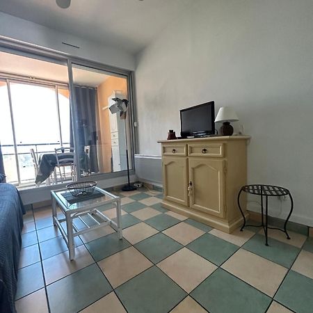 Studio Vue Mer Situe A Cote De La Plage Quartier Des Quilles Sète Buitenkant foto