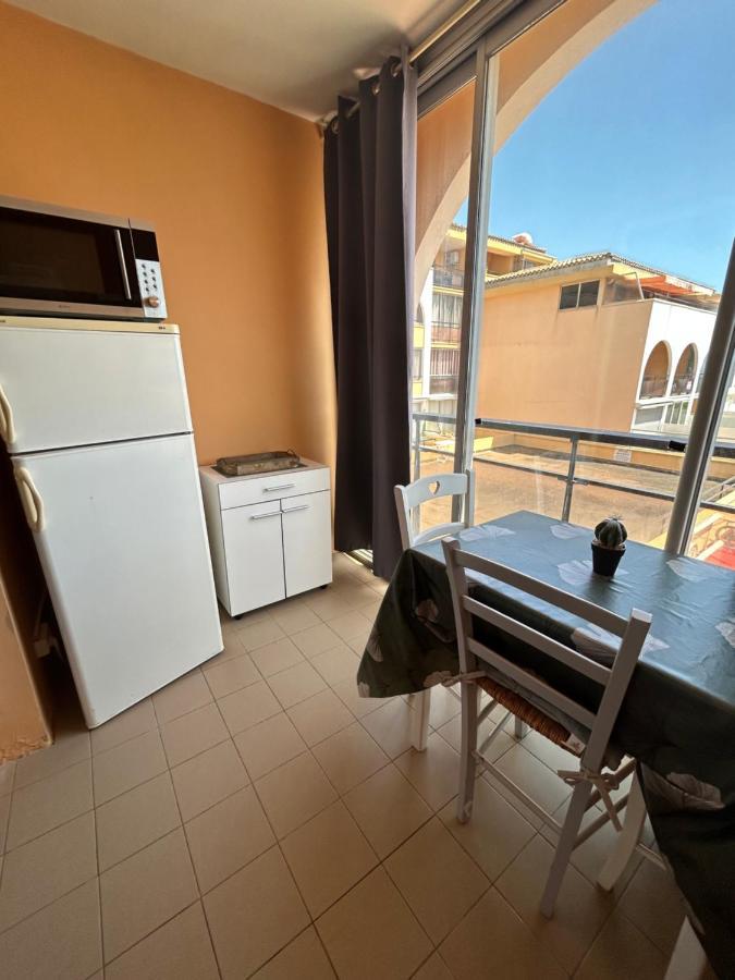 Studio Vue Mer Situe A Cote De La Plage Quartier Des Quilles Sète Buitenkant foto