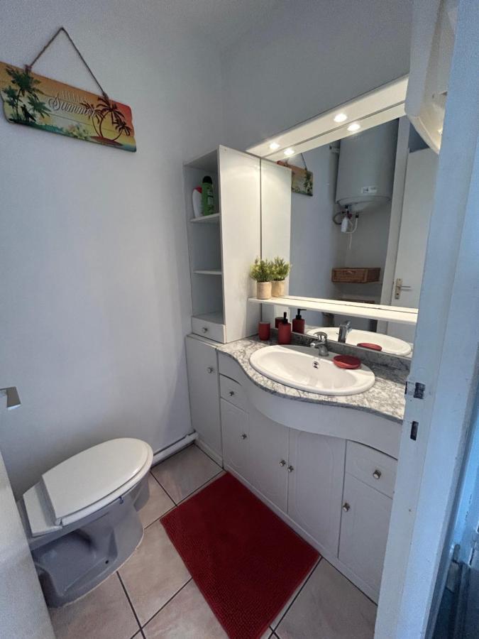 Studio Vue Mer Situe A Cote De La Plage Quartier Des Quilles Sète Buitenkant foto