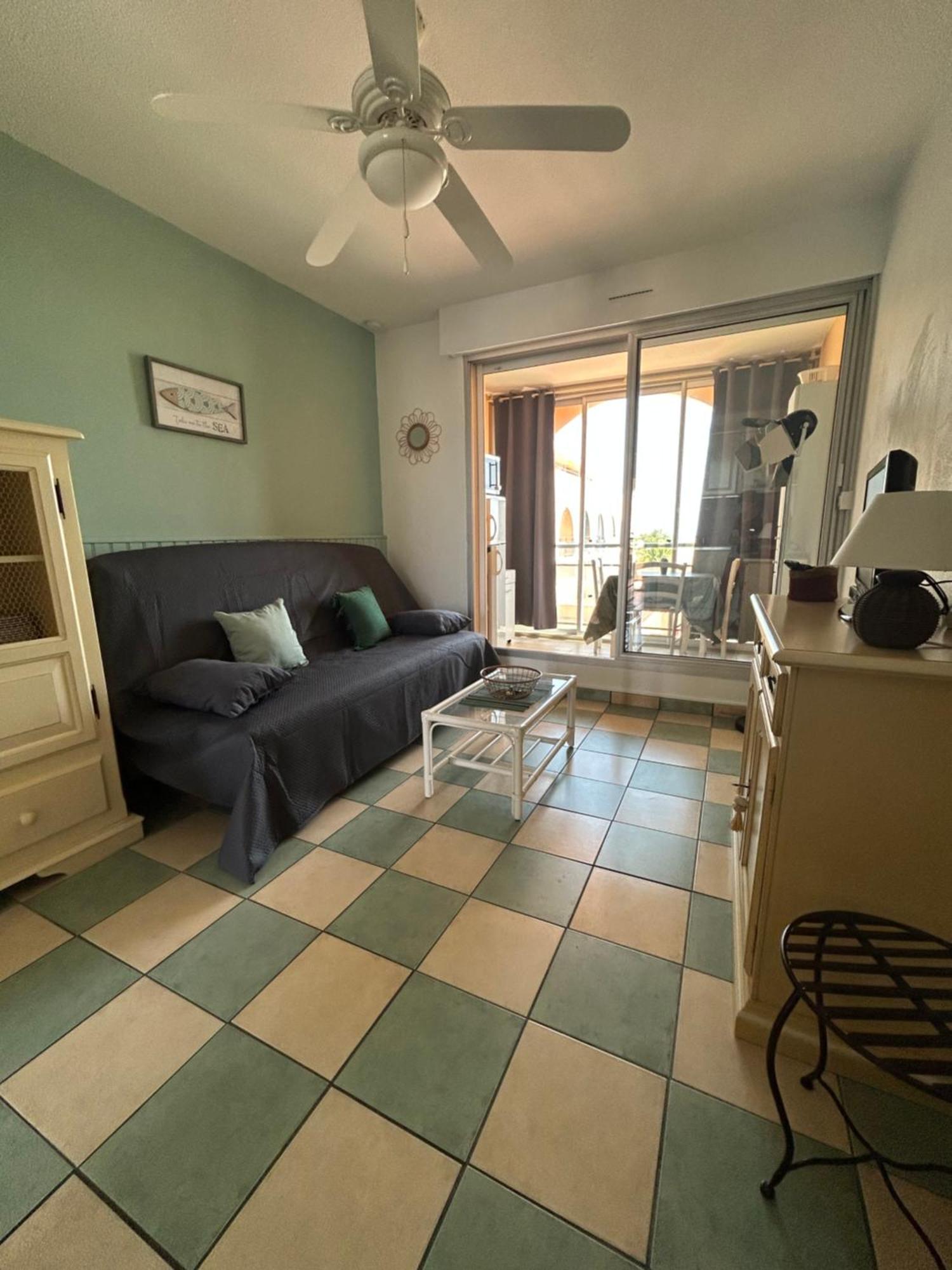 Studio Vue Mer Situe A Cote De La Plage Quartier Des Quilles Sète Buitenkant foto